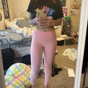 Trending tiktok leggings bubblegum pink